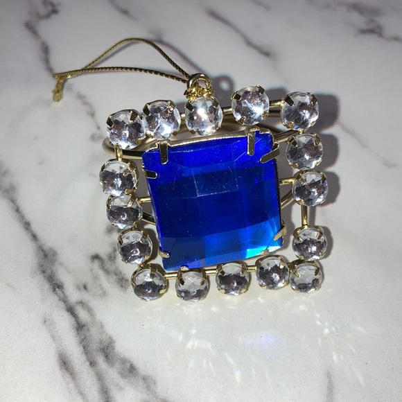 NEW Cracker Barrel Ring Ornament - Picture 2 of 3